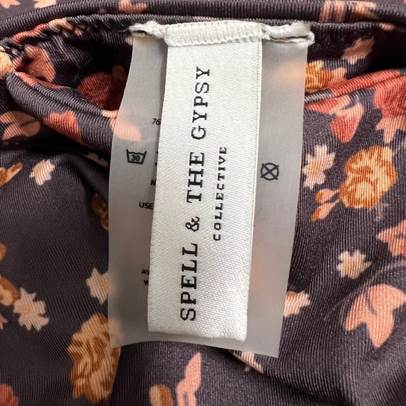 Spell Rambling Rose Shorts - Picture 8 of 10